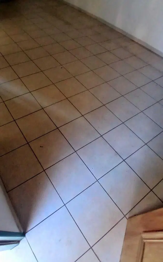 CASA EN VENTA MUY LINDA BUEN ESTADO PATIO BARRIO PANAMERICANO 2