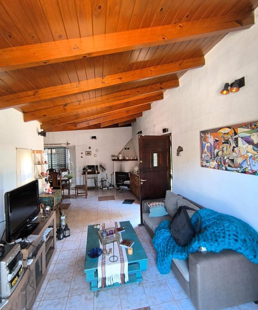Foto de VENDO CASA DE 3 DORMITORIO EN MENDIOLAZA OPORTUNIDAD, imagen 3