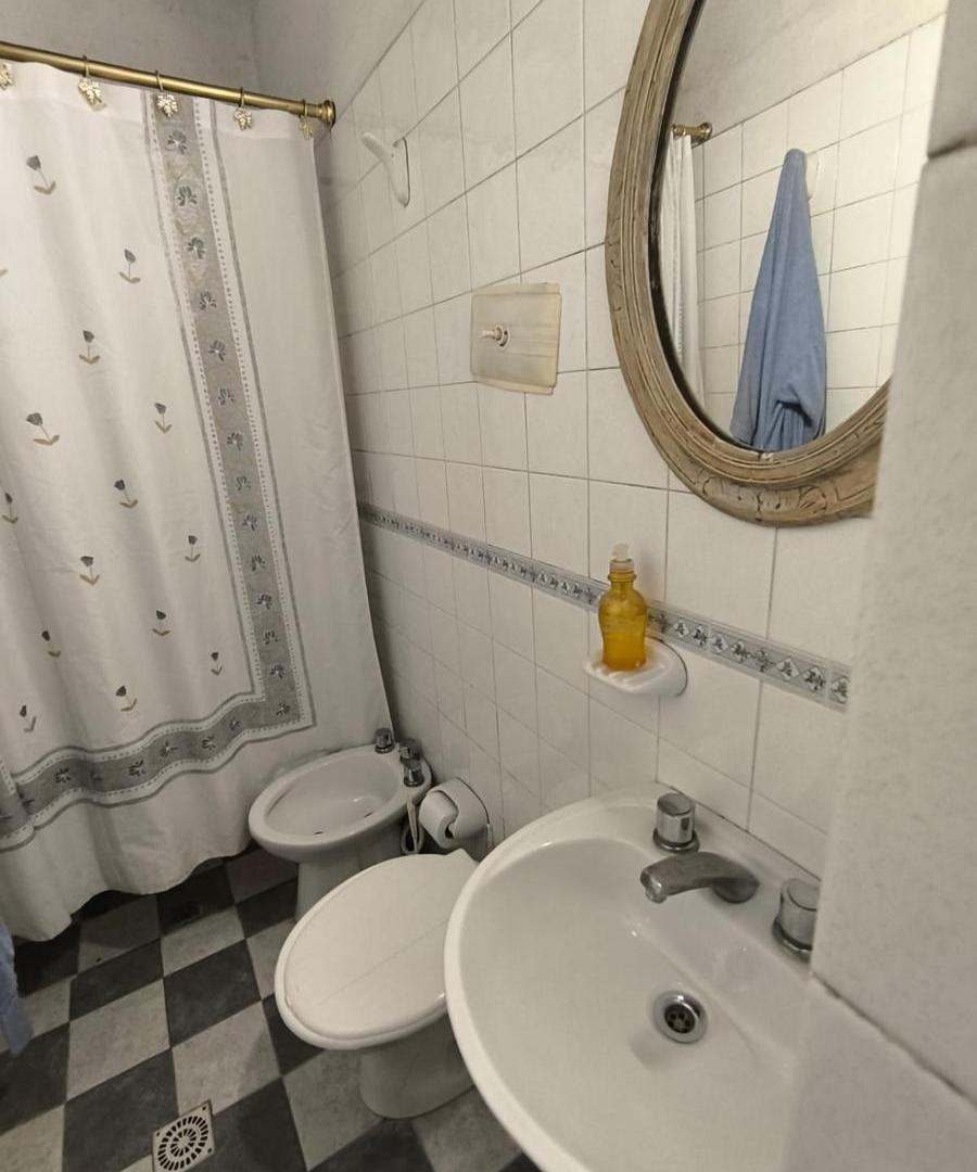 Foto de VENDO CASA DE 3 DORMITORIO EN MENDIOLAZA OPORTUNIDAD, imagen 4