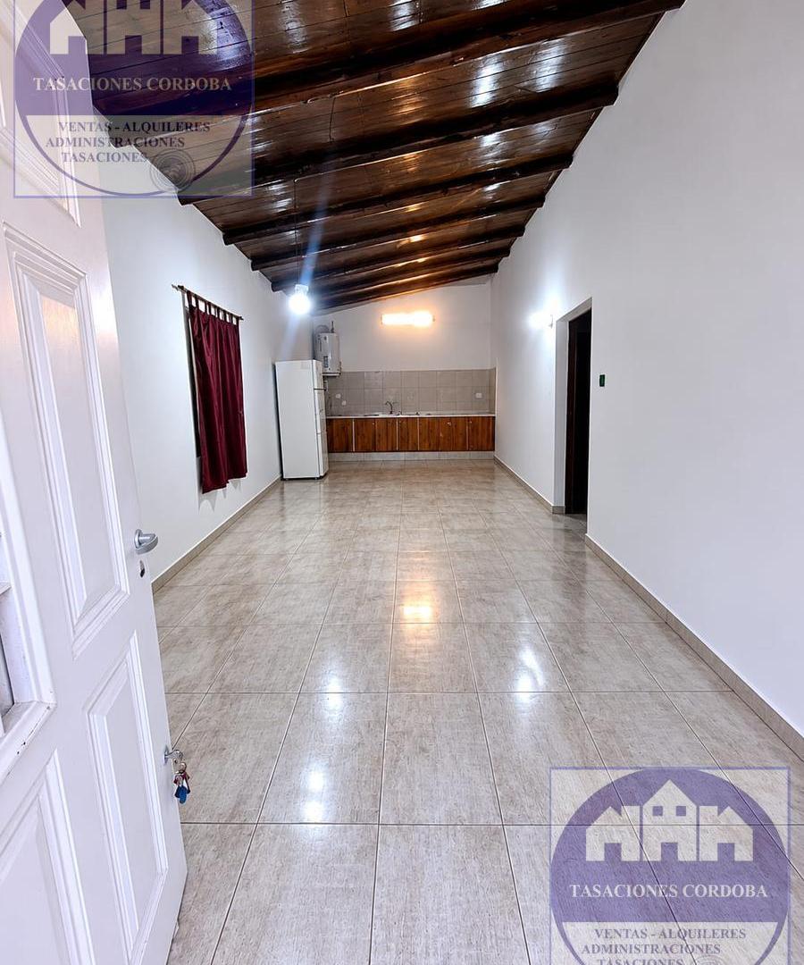 Foto de ALQUILO CASA CON PILETA EN TANTI CON 2000m2 DOS DOR A METROS DE R38, imagen 4
