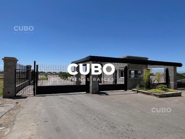 Lote en Venta en Pinar del Sol 9 2