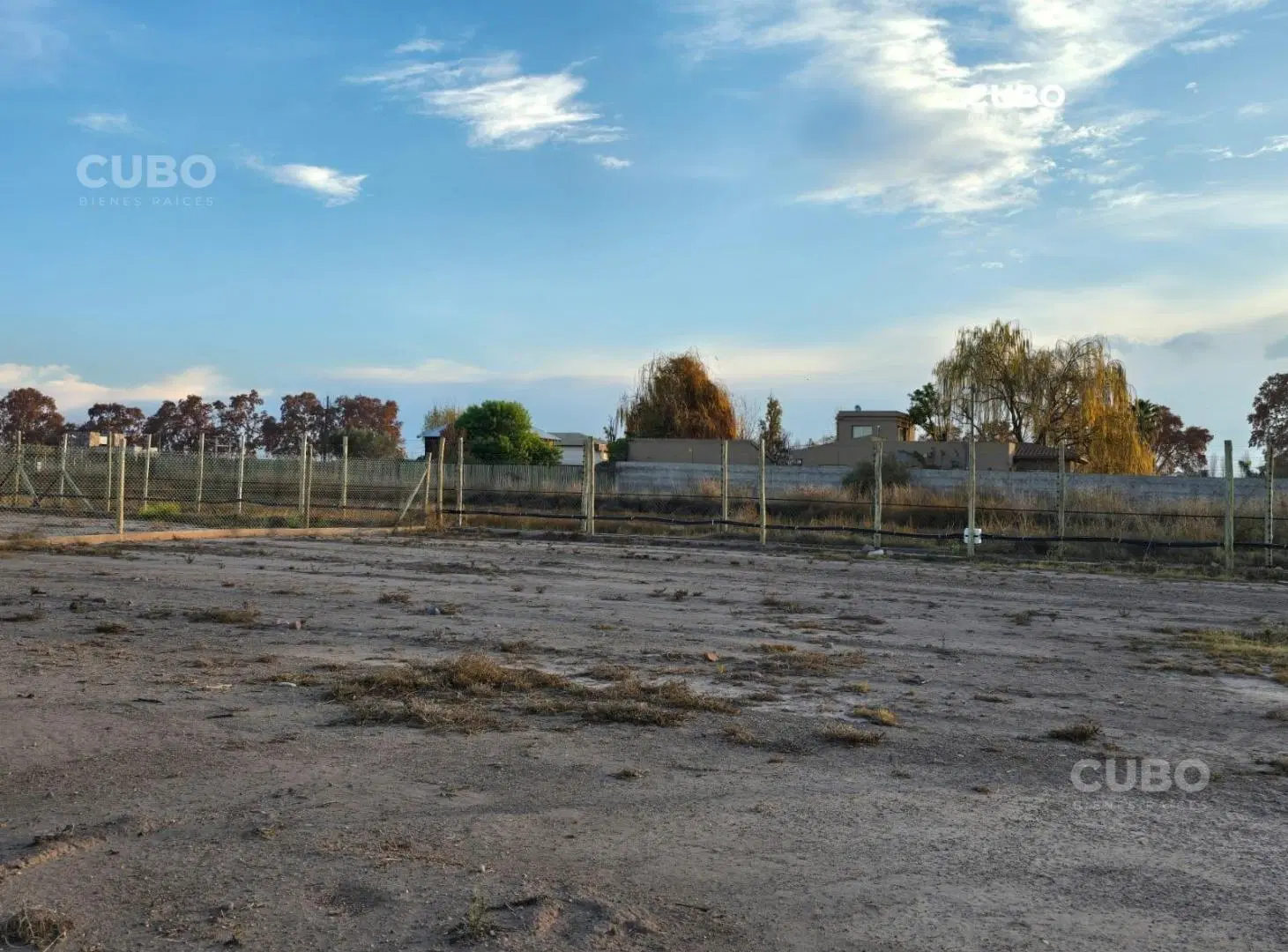 Lote en Barrio Qvattro Viamonte, Chacras de Coria 8