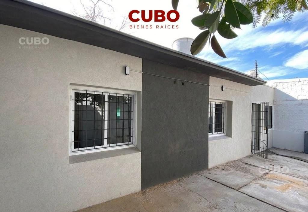 Foto de ALQUILER CASA EN DORREGO, A MTS DE ACCESO ESTE, GUAYMALLÉN., imagen 2