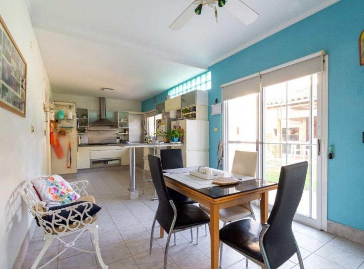 Venta Casa Florida 5 amb jardín cochera como nueva 4