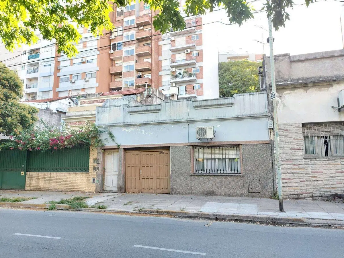 Lote 200 m2 (990 m2 vendibles) Villa Urquiza 2