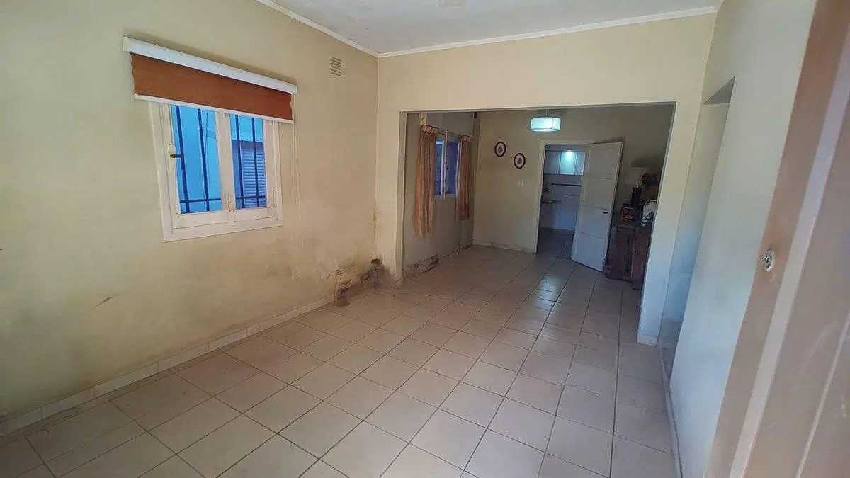 Venta Casa 4 Ambientes Oportunidad Rafael Calzada 3