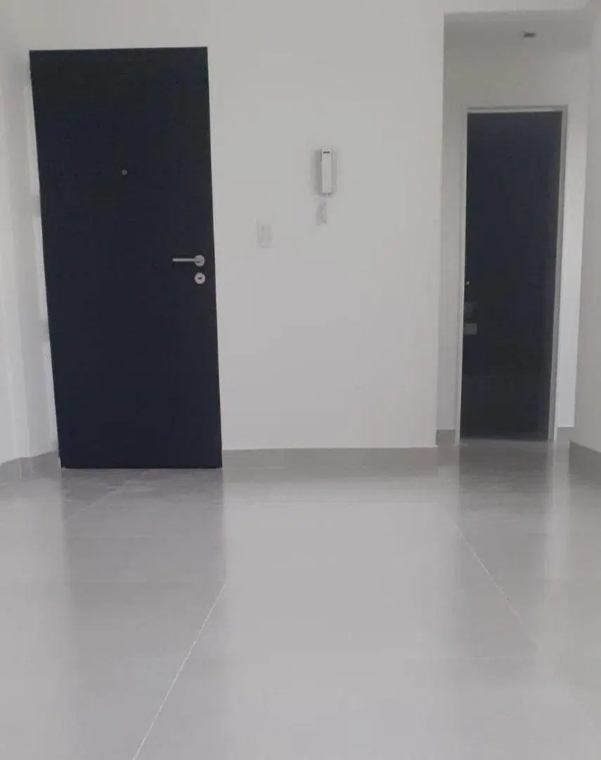 VENTA MONOAMBIENTE CASEROS CENTRO 4