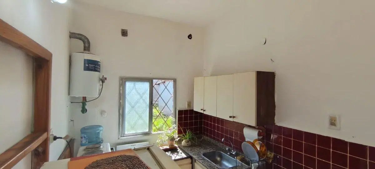 VENTA CASA 3 AMB C/ GALPON RAFAEL CALZADA 3