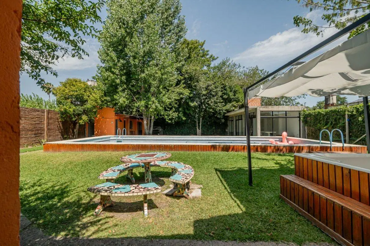 Alquiler temporario casa Benavidez 1120m2 c/pileta 2