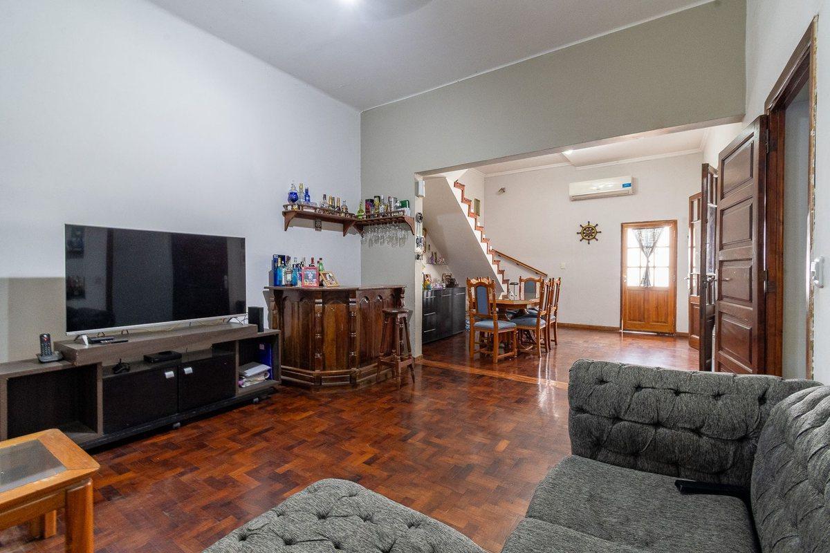 Venta casa 2 dorm patio y terraza en Saavedra
