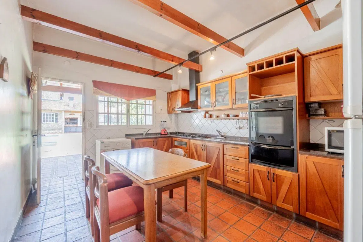 Venta casa 4 amb. Villa Luzuriaga pileta quincho 3