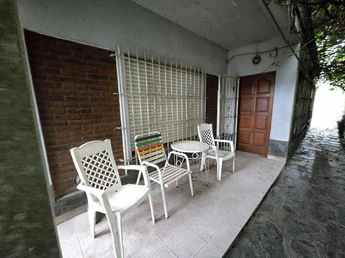 VENTA CASA 4 VIVIENDAS C/LOCAL COMERCIAL, LA REJA 2