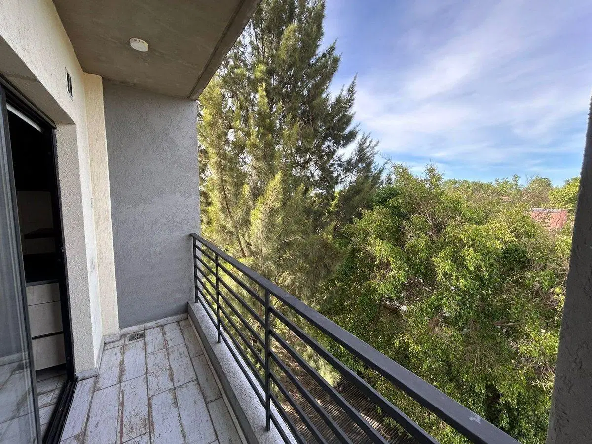 VENTA DEPTO 2 AMB BALLESTER BALCÓN TERRAZA COCHERA 3