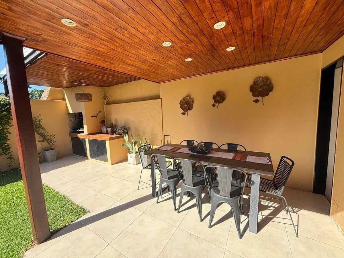 VENTA CASA 4 AMBIENTES MARTÍNEZ JARDÍN RECICLADA 3