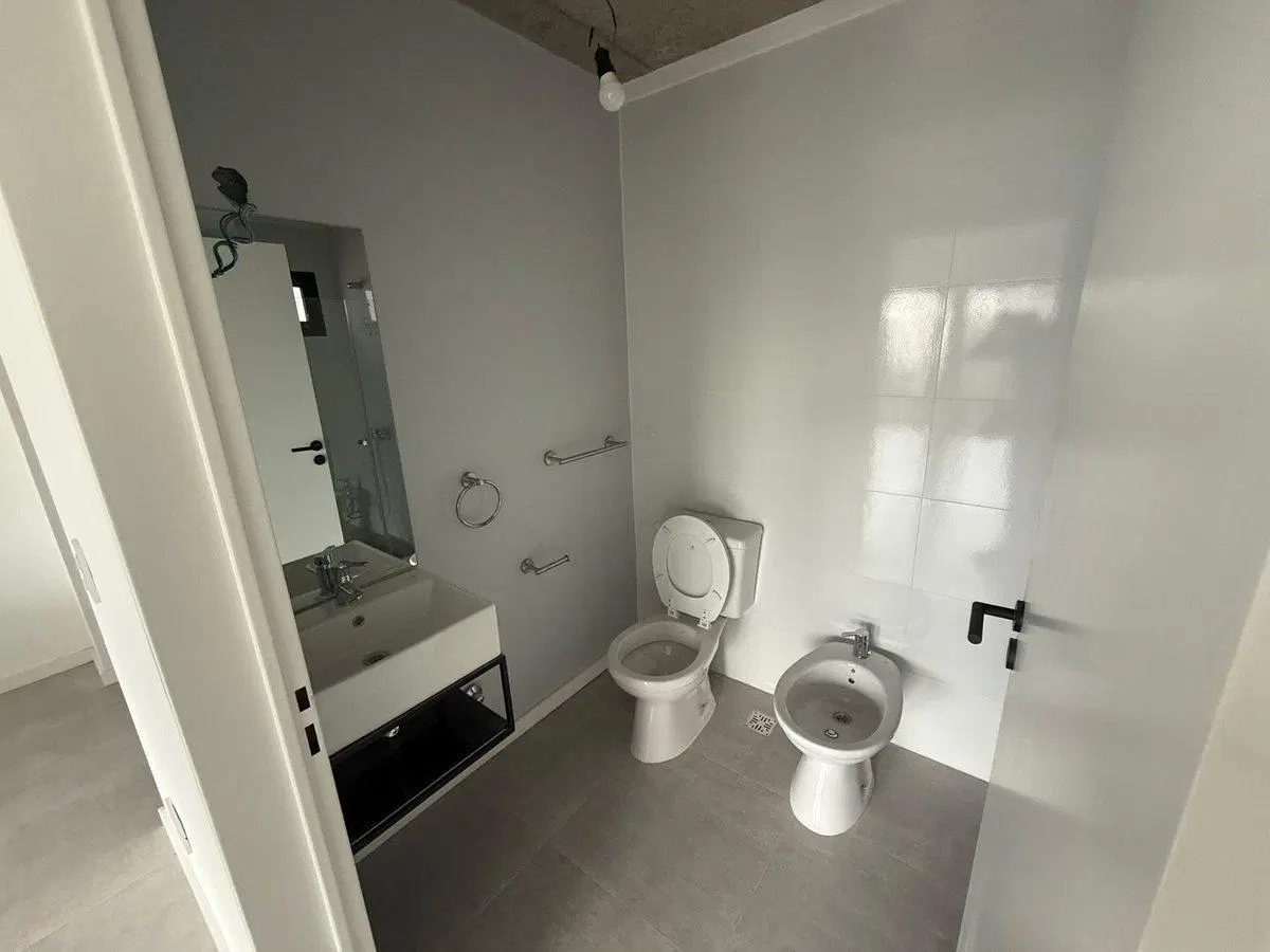 DEPTO DOS AMBIENTES EN VENTA VILLA DEL PARQUE 5