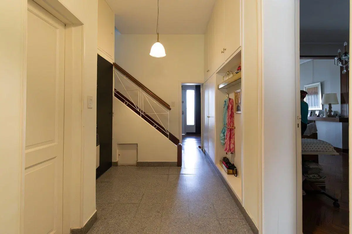 Casa 6 ambientes en venta Martinez Pileta Quincho 4