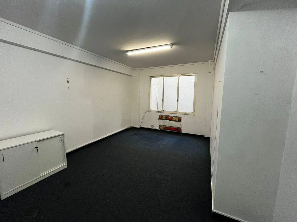Venta oficina Centro Suipacha y Avenida Córdoba 3