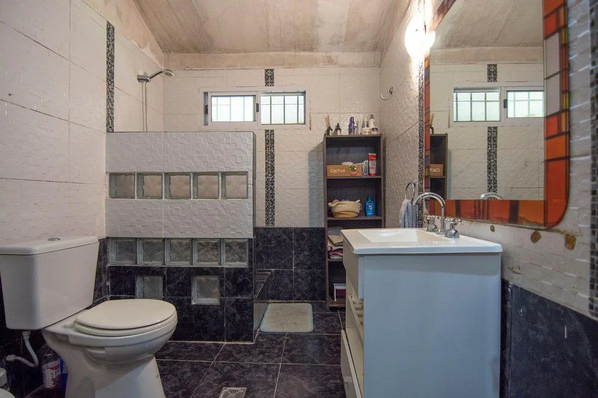 Casa 4 ambientes en venta Boulogne Jardín Cochera 5