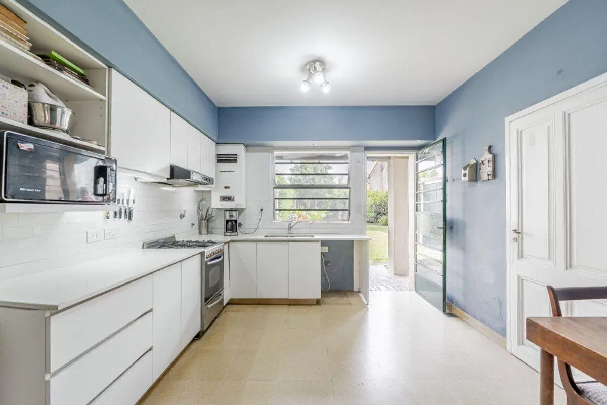 Venta casa 5 ambientes con Jardin ,beccar 4