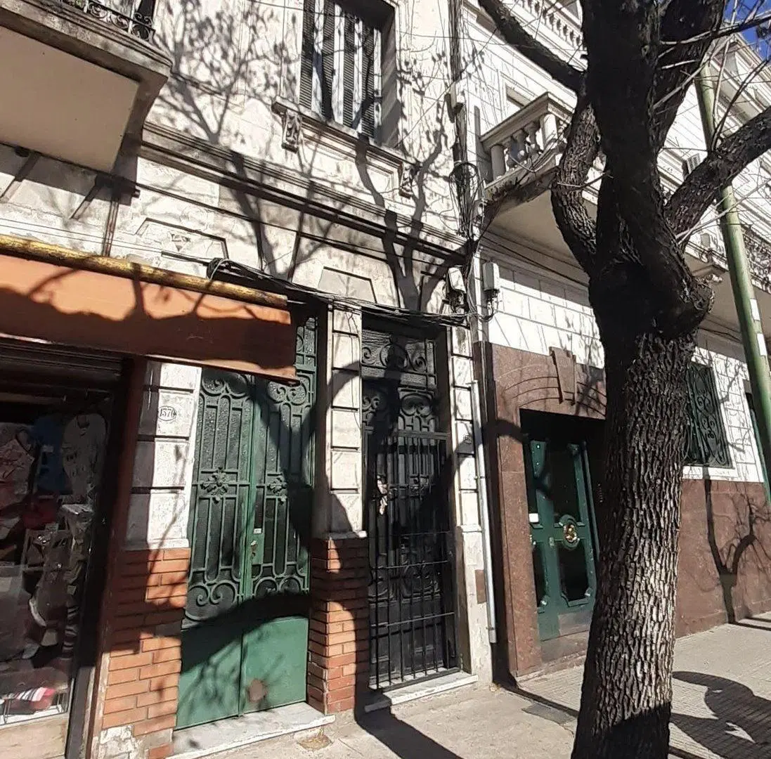Venta PH 3 amb planta baja Barracas. Para reciclar 2
