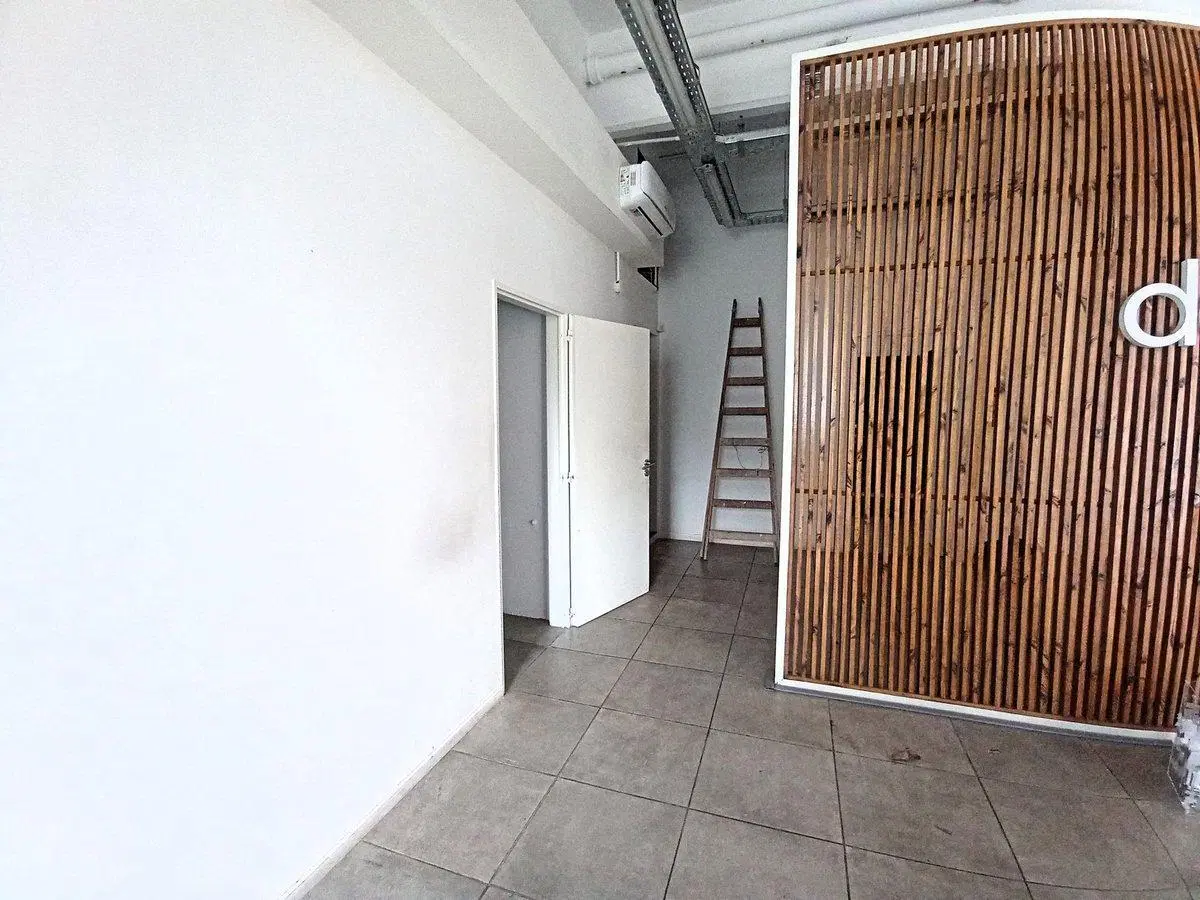 Venta en Block 2 PH 2 y 3 amb + local en Florida 8