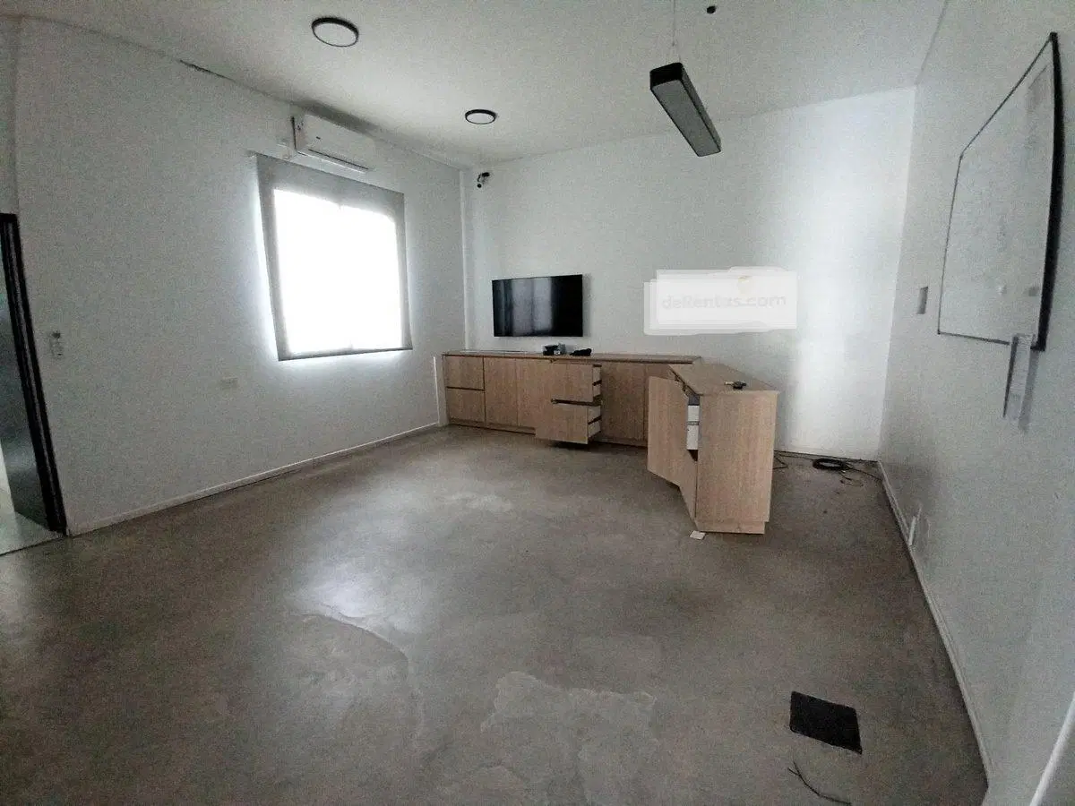 Venta en Block 2 PH 2 y 3 amb + local en Florida 4