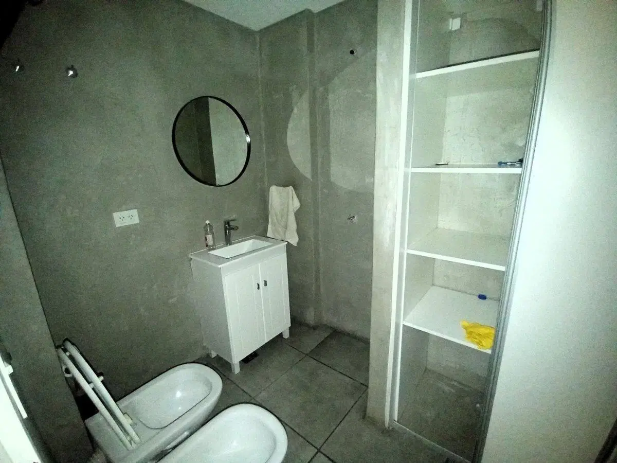 Venta en Block 2 PH 2 y 3 amb + local en Florida 5