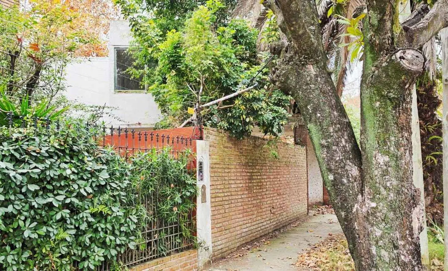 Venta Casa A refaccionar VTE LOPEZ - APTO CREDITO 5