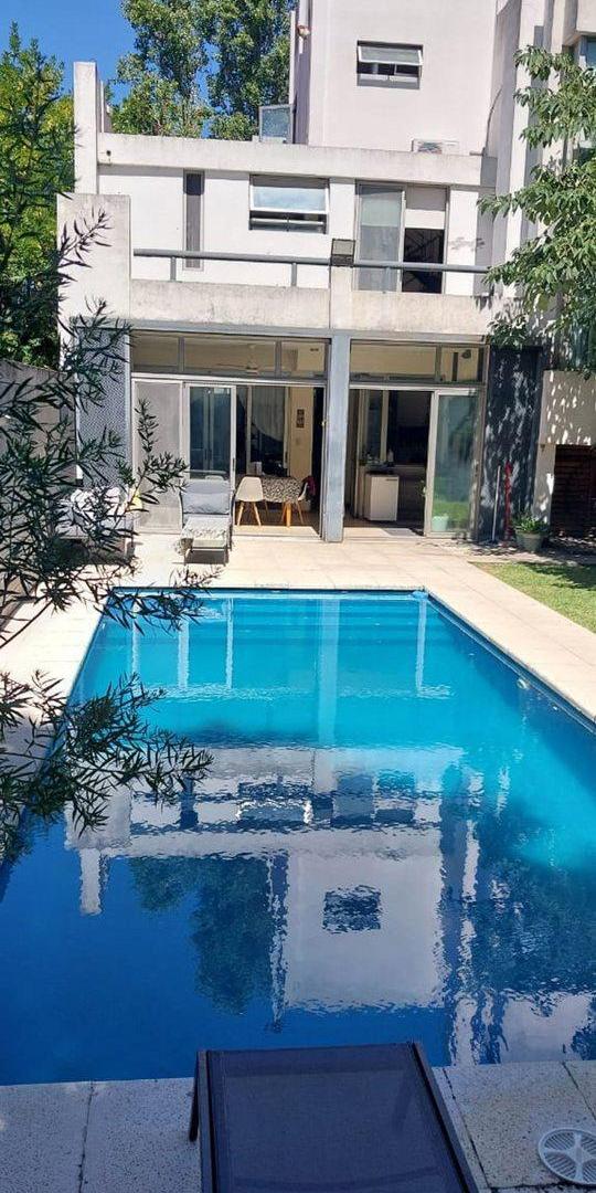Foto de Venta Casa 7 Ambientes con pileta y Quincho Beccar, imagen 1