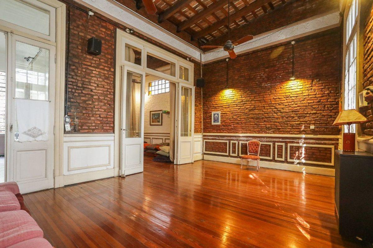 VENTA Casa ideal consultorios de 5 amb en Floresta