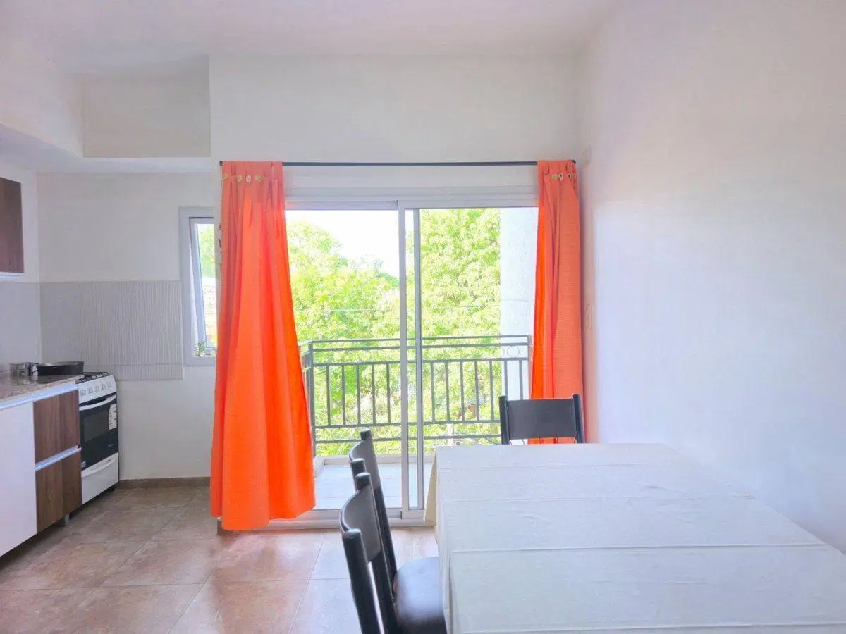 VENTA 2AMB SAN MARTIN C/BALCON, COCH/CUB, APT PROF 3