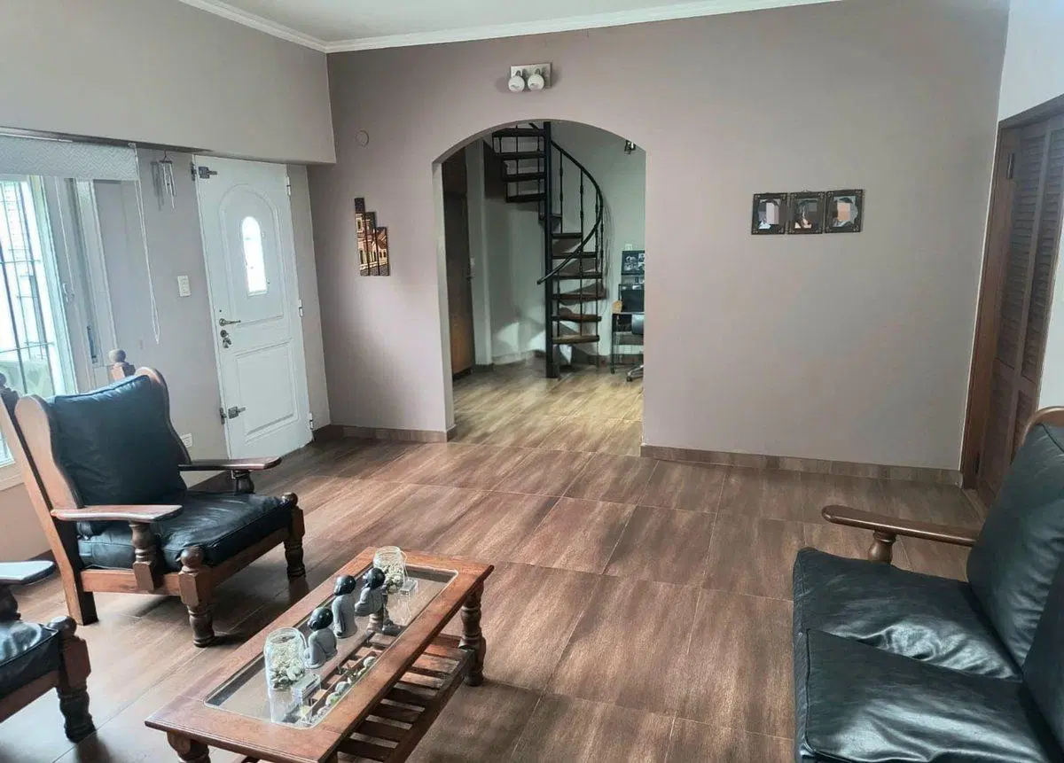 Venta casa ph 4 ambientes José león Suarez 3