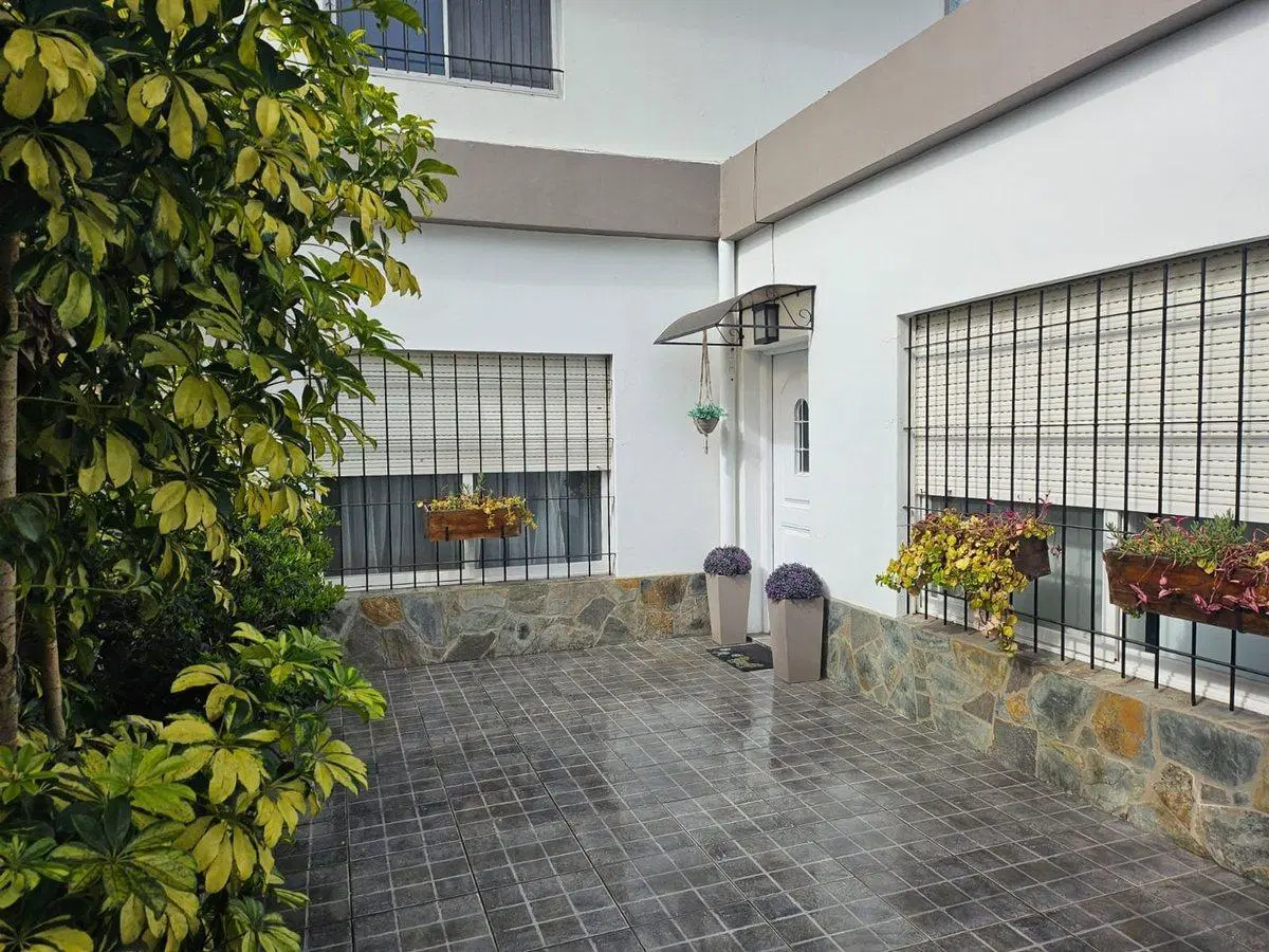 Venta casa ph 4 ambientes José león Suarez 5