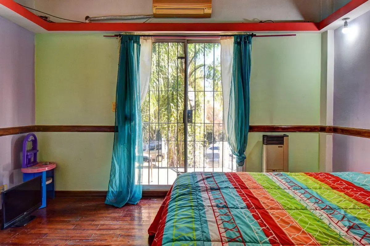 Venta casa 6 ambientes Don Torcuato parque pileta 2