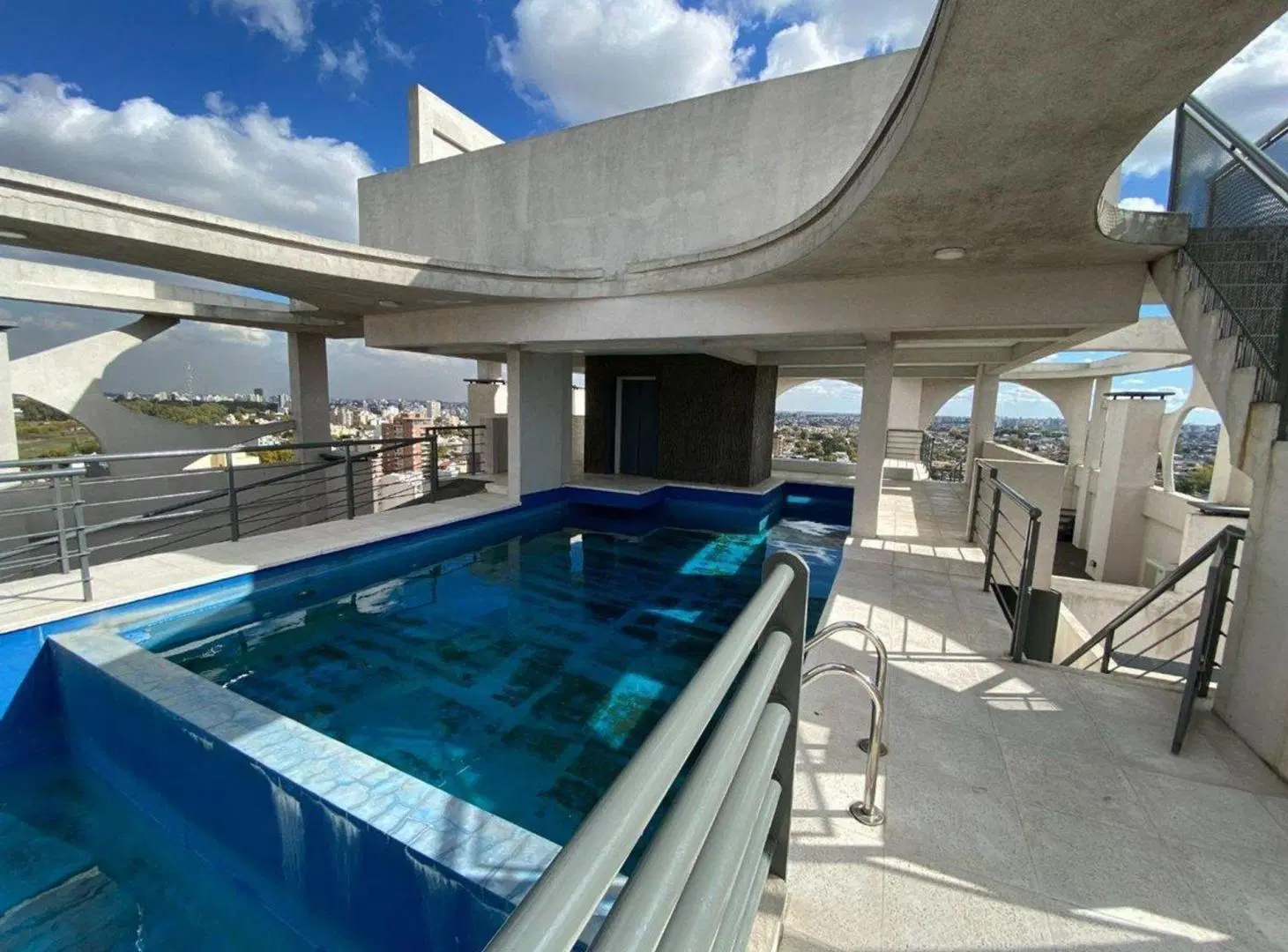 Venta Dpto 2 Amb Sáenz Peña Cochera Amenities 4