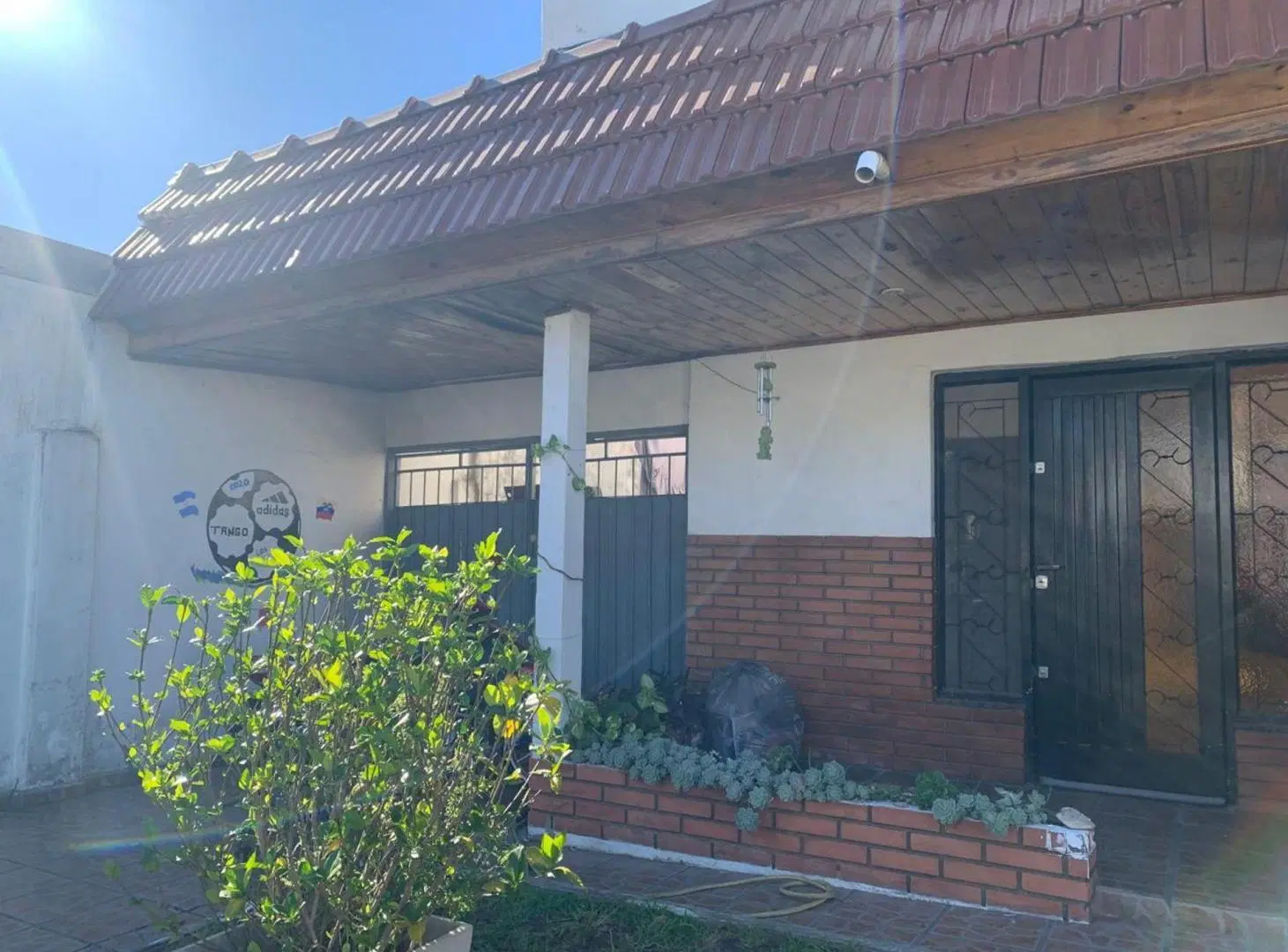 Venta casa 3 dorm lumin c/patio coch V. Ballester 2