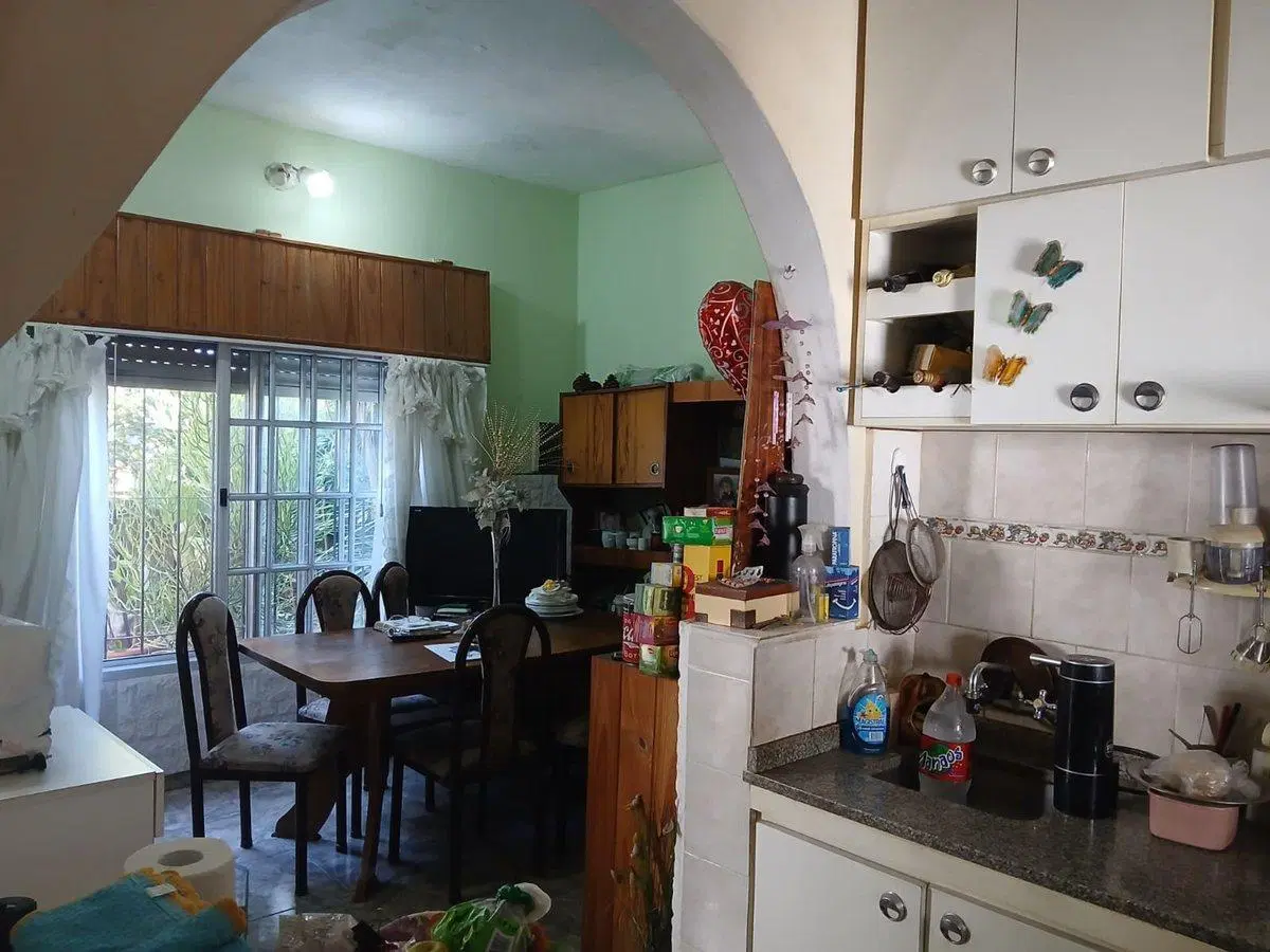 VENTA CASA 3 AMBIENTES GONZALEZ CATAN 3