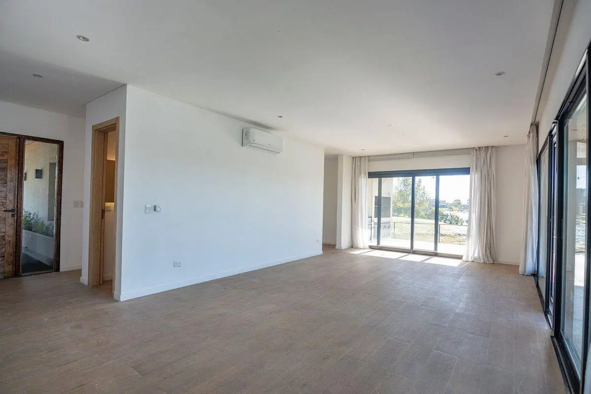 VENTA CASA en PUERTOS BARRIO CEIBOS vista a Laguna 5