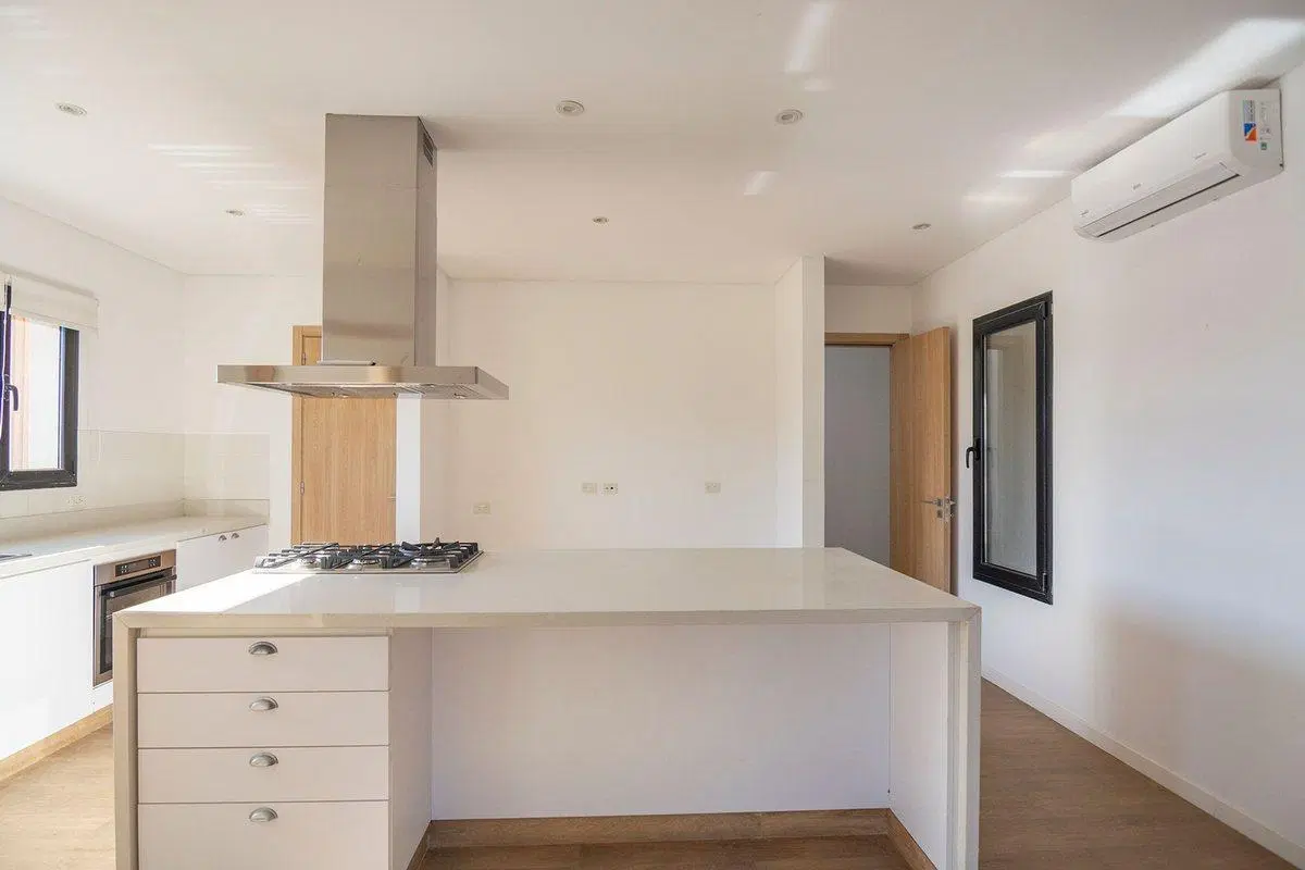 VENTA CASA en PUERTOS BARRIO CEIBOS vista a Laguna 4