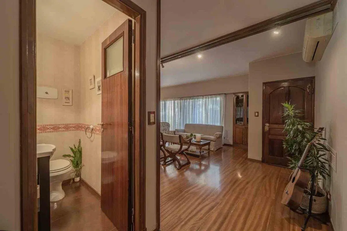VENTA CASA 5 AMBIENTES MARTINEZ QUINCHO Y PILETA 2