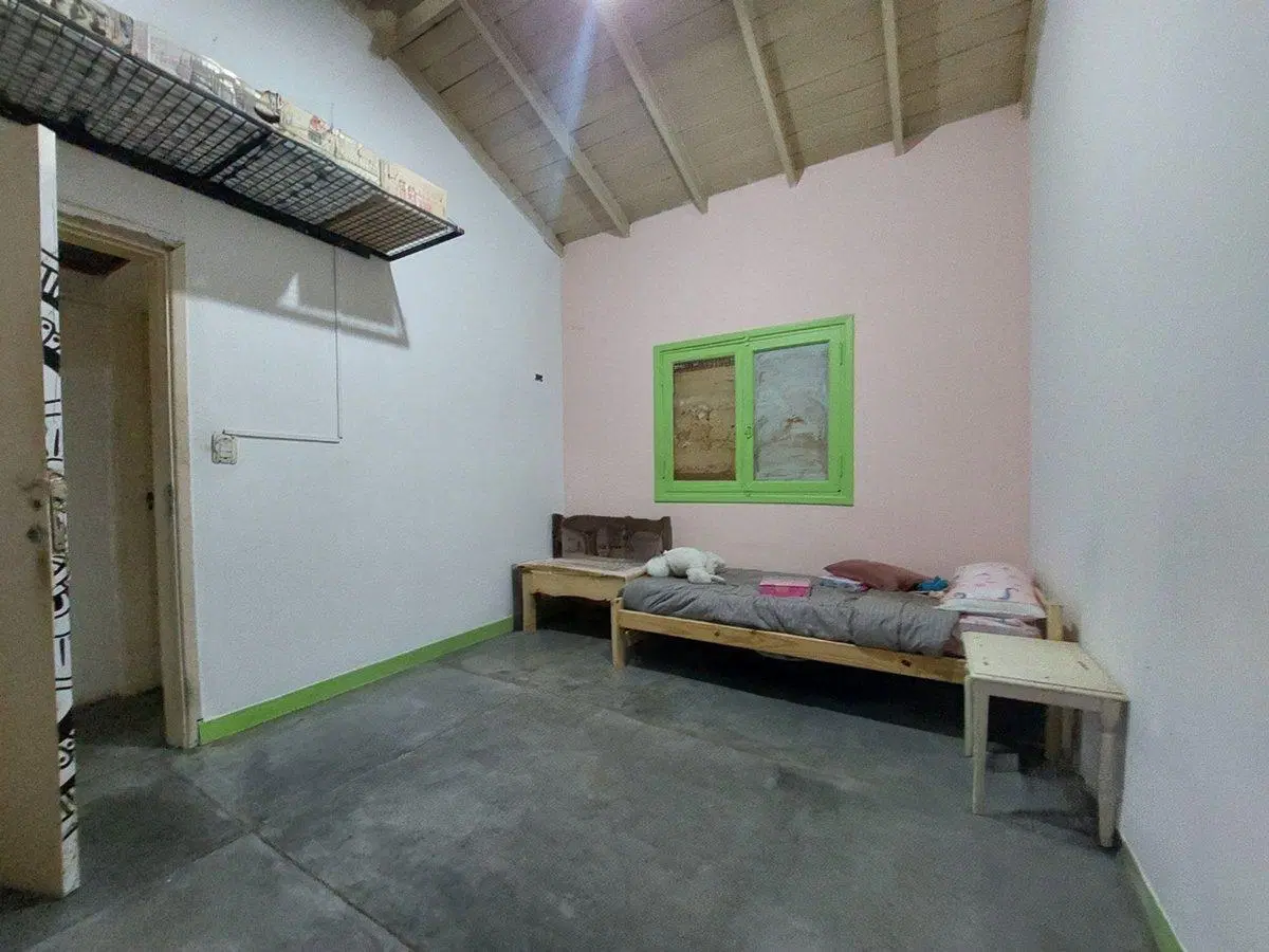 Venta casa 4 ambientes Martínez a refaccionar 8