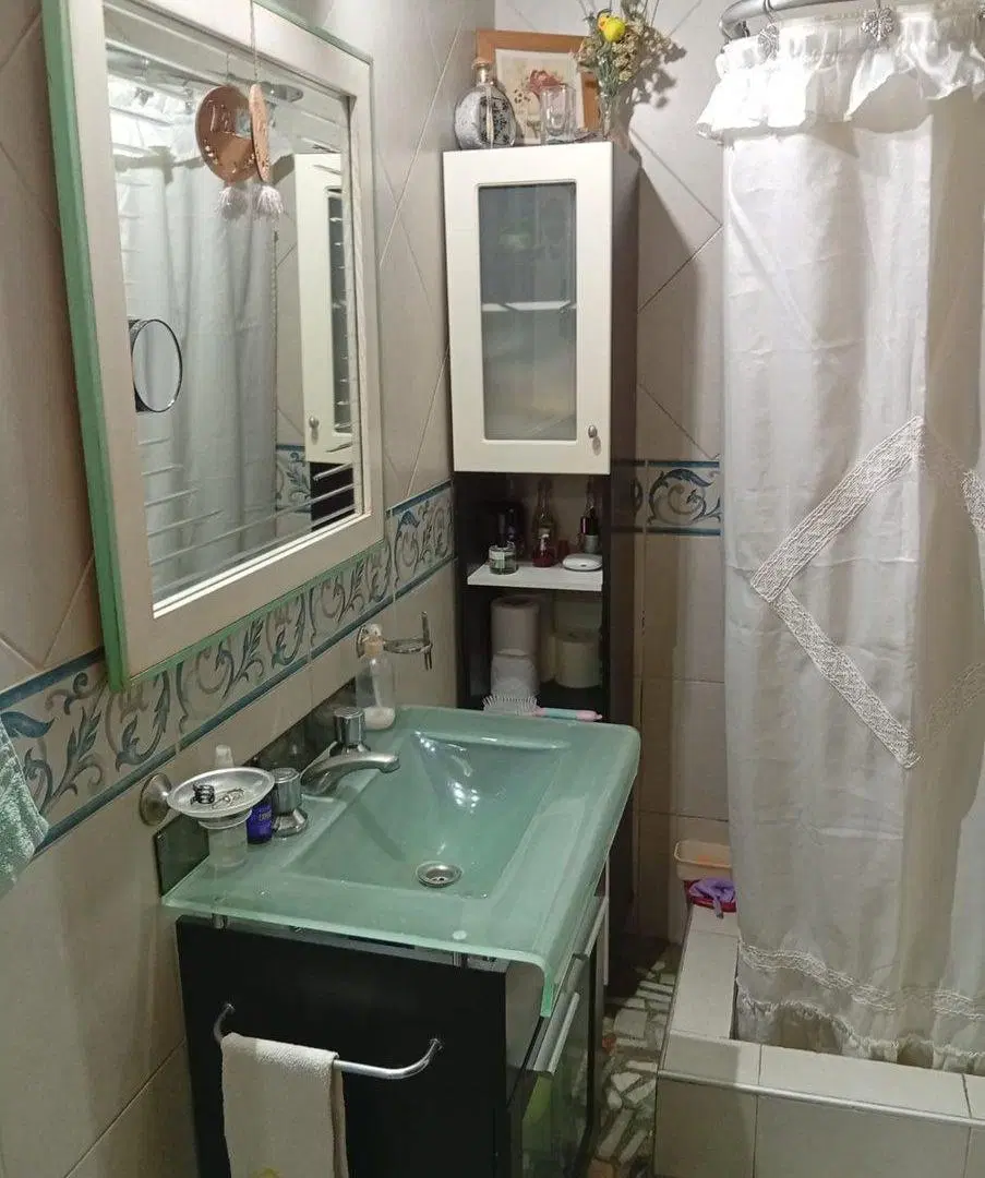 VENTA CASA 3 AMB CON QUINCHO Y PILETA CLAYPOLE 4