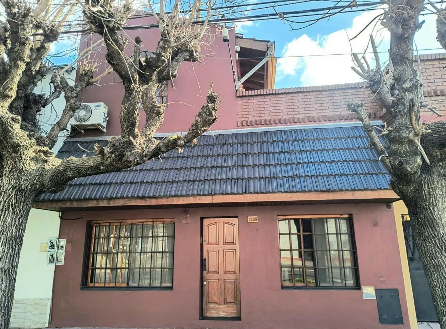 Venta PH 3 ambientes al frente terraza Caseros 3