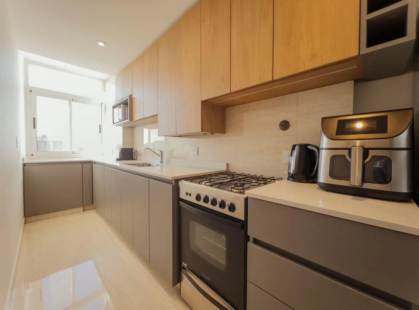 VENTA DEPTO. 3 AMB. MARTINEZ LUMINOSO IMPECABLE!! 2