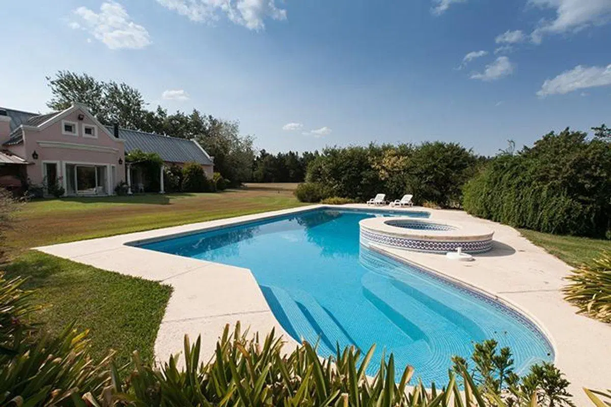 VENTA QUINTA DE 5,5 HS EN HARAS EL ARGENTINO LUJAN 5