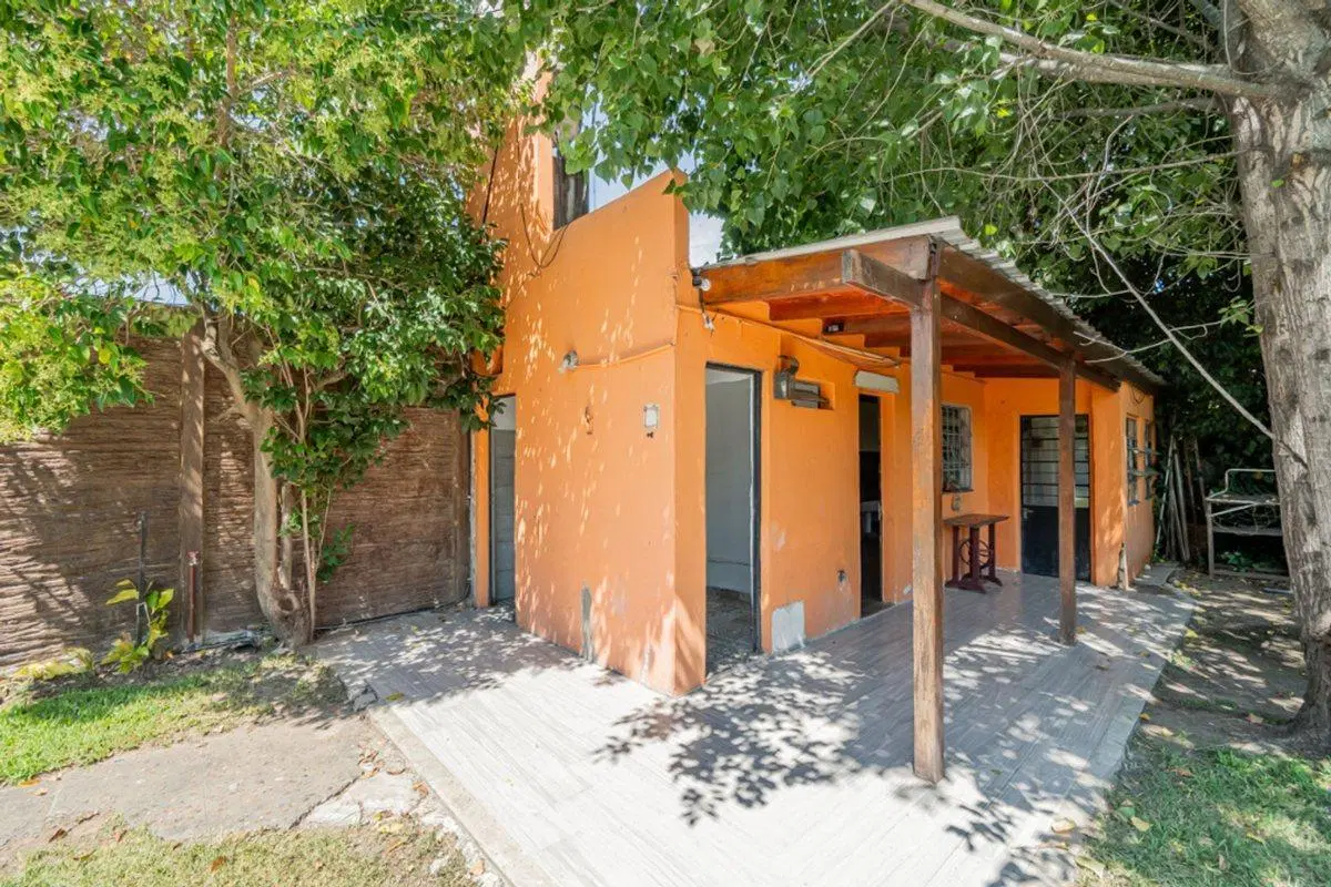 Venta casa quinta en Benavidez 1.120 m2 con pileta 8