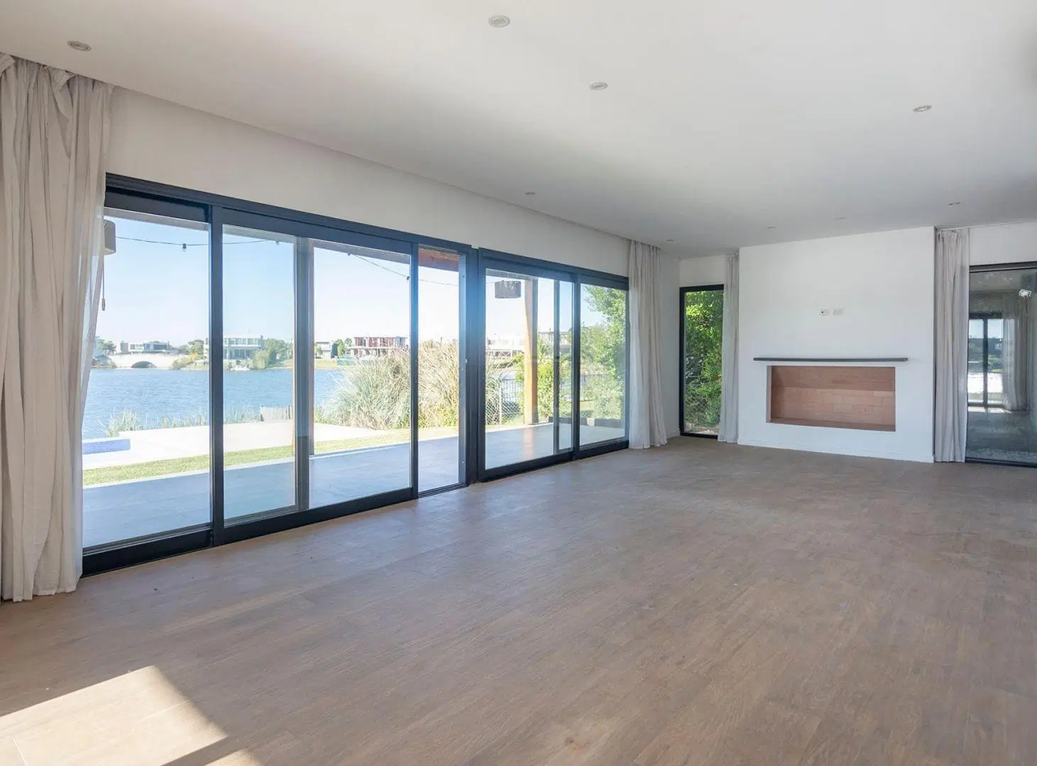 ALQUILER CASA en PUERTOS CEIBOS vista a Laguna 3