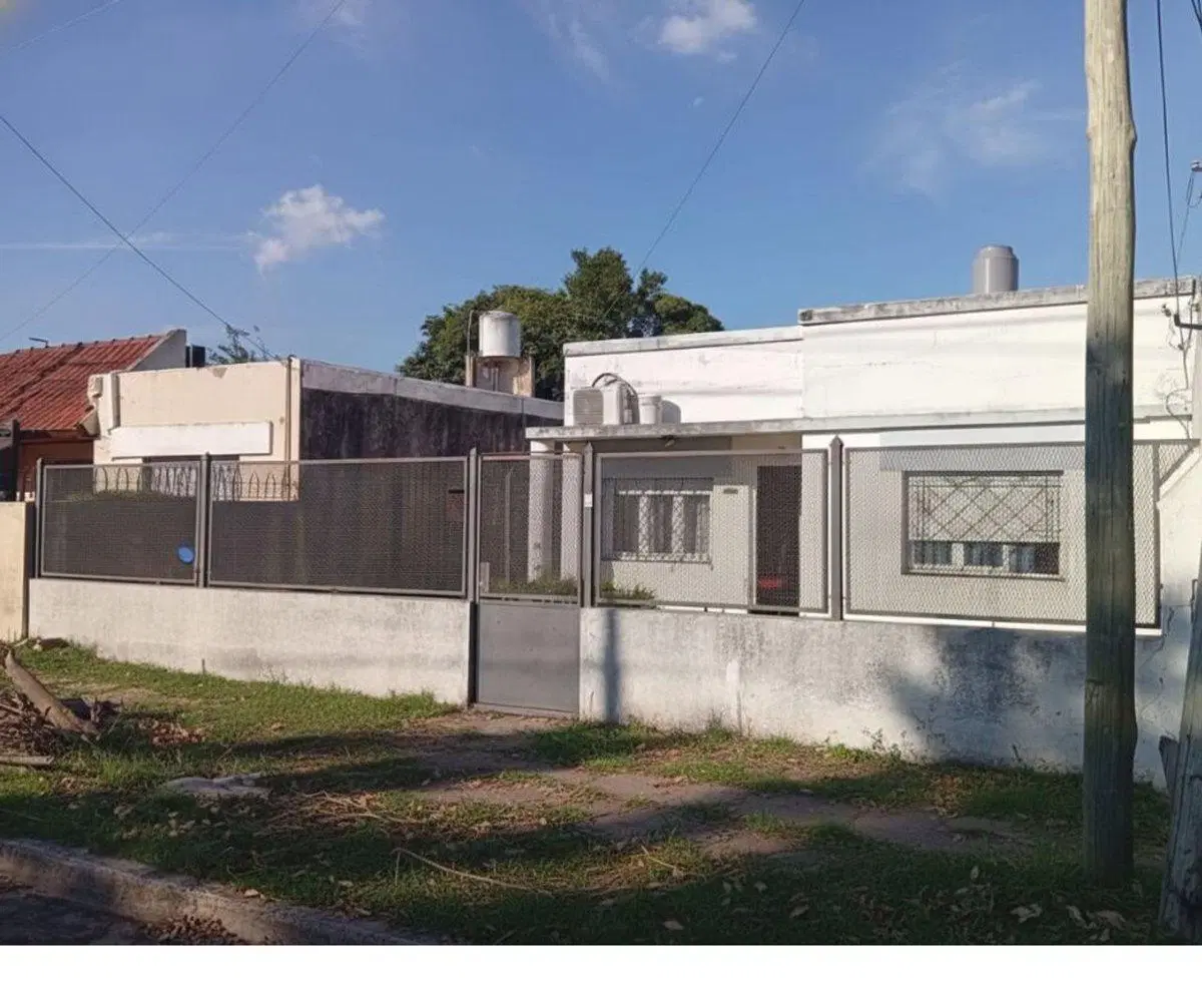 VENTA CASA 3 AMB C/ GALPON RAFAEL CALZADA 3