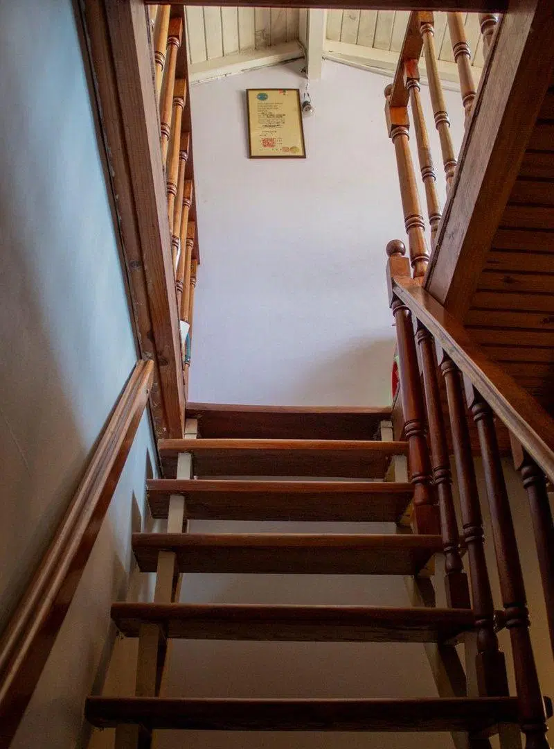 VENTA DUPLEX 3 AMB. y PLAYROOM. HERMOSO!! CASTELAR 8