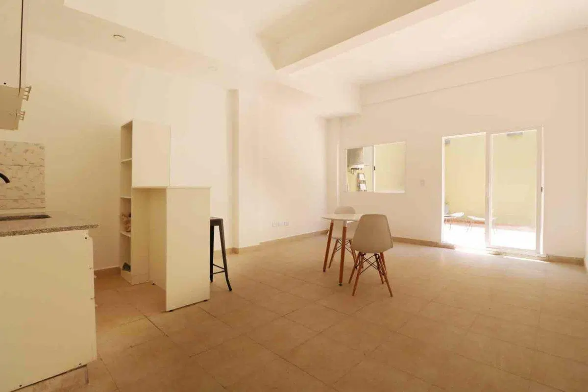 Venta Monoambiente divisible con patio, a estrenar 2